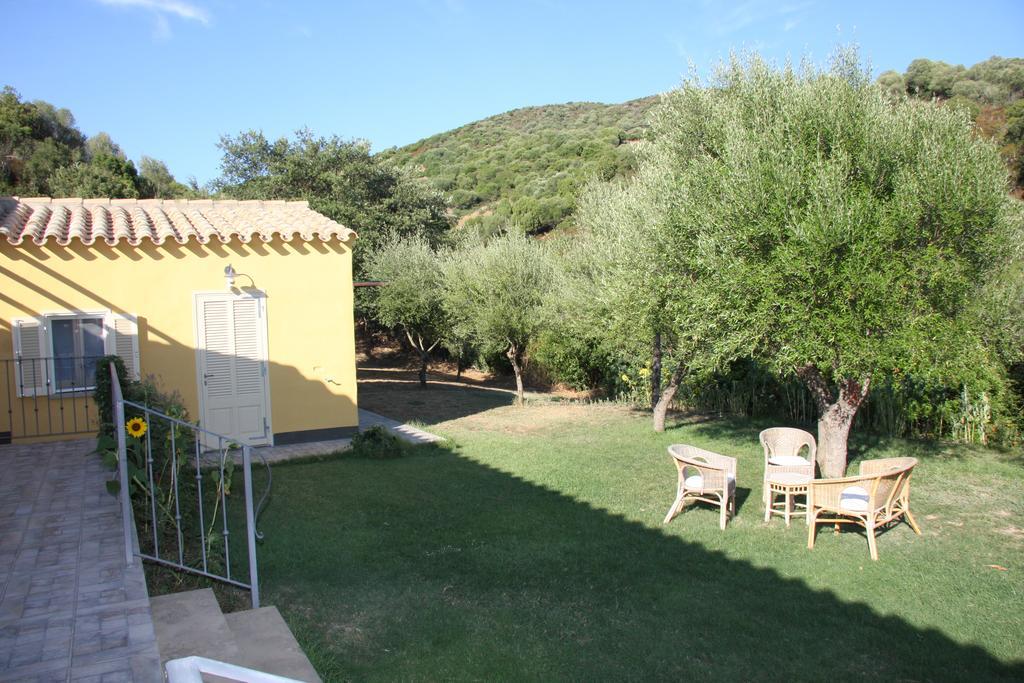 特乌拉达Agriturismo S'Arxola别墅 外观 照片